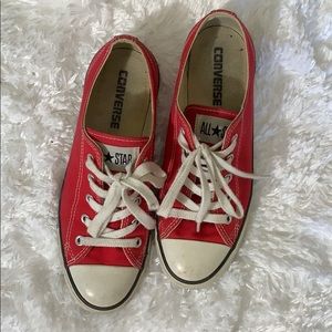 Converse RED